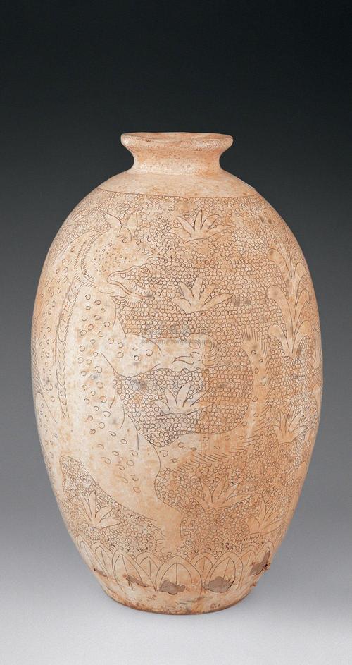 鲁山窑刻虎纹梅瓶】拍卖品